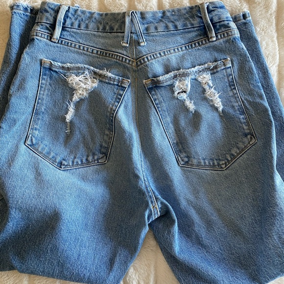 Good American Jeans - Picture 5 of 5